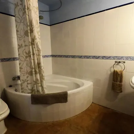 Bed & Breakfast Campanas Ii
