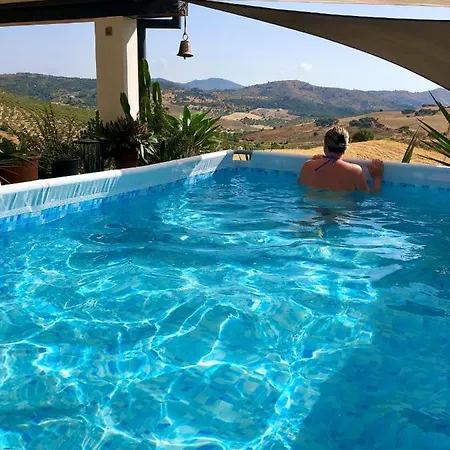 Campanas Ii Bed & Breakfast